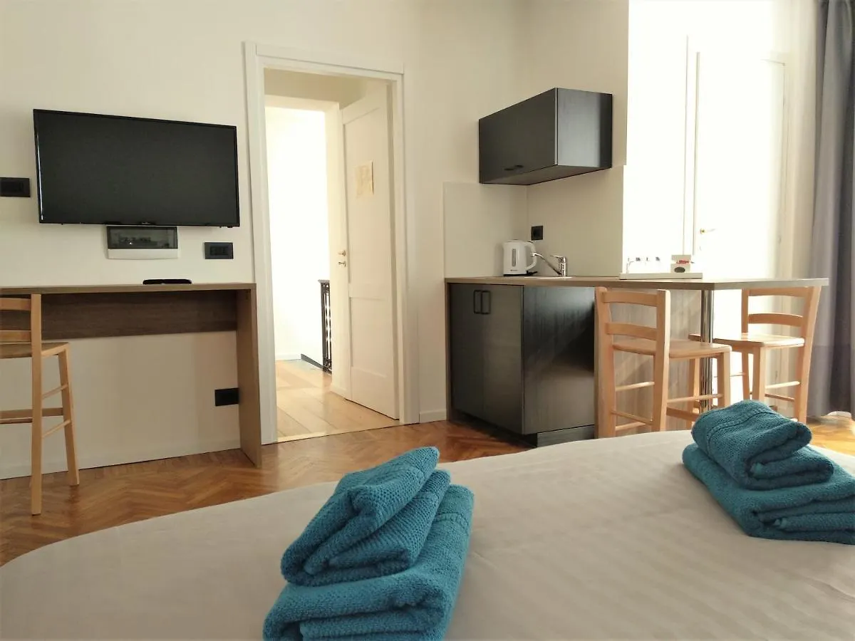 Residenza Laurum Mandello del Lario Bed & Breakfast