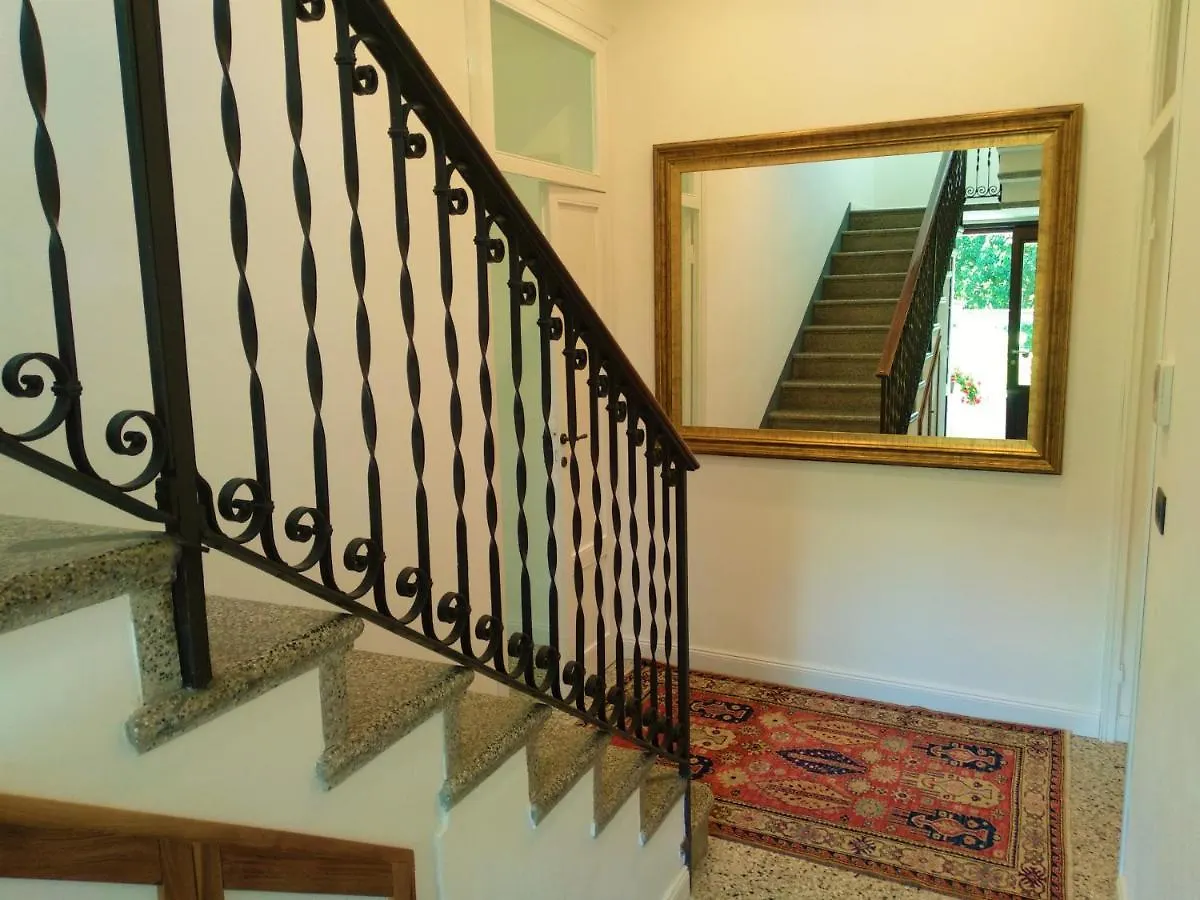Residenza Laurum Mandello del Lario Italy