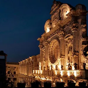 Dei Due Portoni Storica Bed & Breakfast Lecce